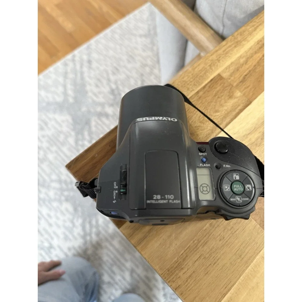 Olympus IS-10 Film Camera with 28-110mm Glass Aspherical AF Zoom Lens Flash